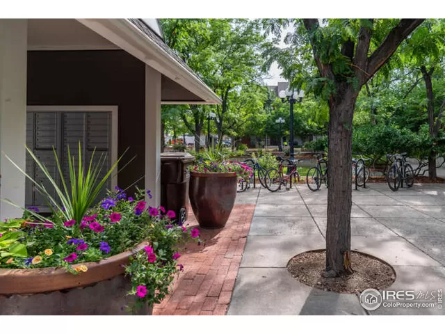 MLS: 951295 Condo For Sale