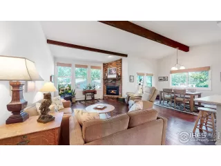 Photo #3: 951351 Listing