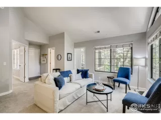 Photo #5: 951366 Listing