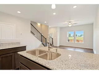 Photo #3: 951437 Listing