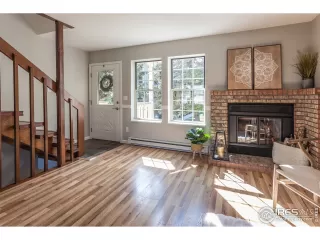 Photo #3: 951465 Listing