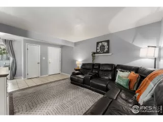 Photo #4: 951482 Listing