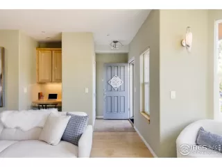 Photo #3: 951485 Listing