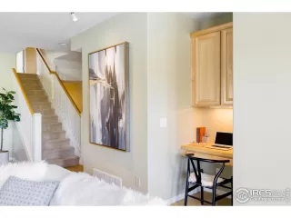 Photo #6: 951485 Listing