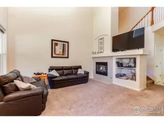 Photo #2: 951511 Listing