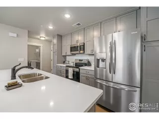 Photo #5: 951564 Listing