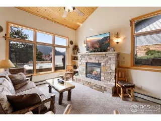 Photo #1: 951566 Listing