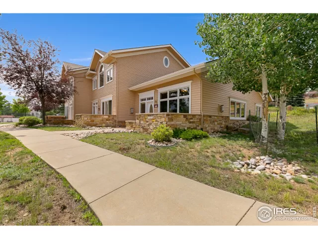 MLS: 951568 Condo For Sale