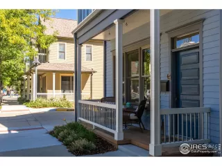 Photo #2: 951638 Listing