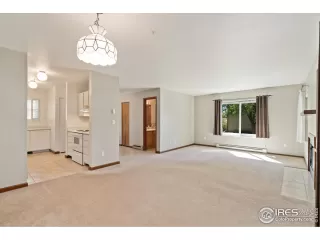 Photo #6: 951714 Listing