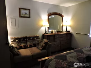 Photo #4: 951718 Listing