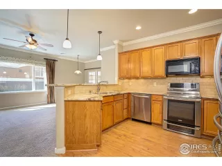 Photo #6: 951725 Listing