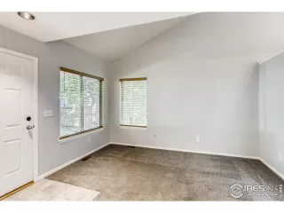 Photo #5: 951754 Listing