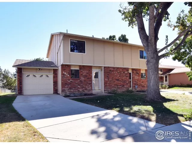 MLS: 951800 Condo For Sale