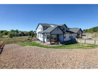 Photo #4: 951807 Listing