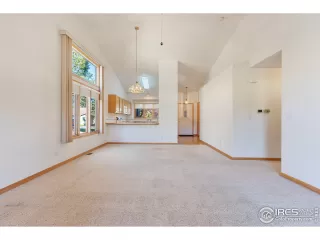 Photo #6: 951890 Listing 