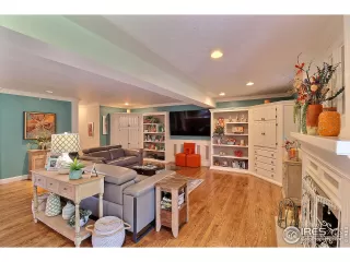 Photo #5: 951956 Listing 