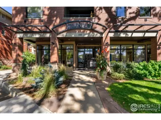 Photo #1: 952052 Listing