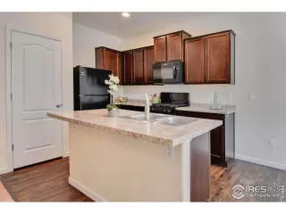 Photo #6: 952074 Listing 