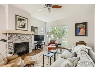 Photo #3: 952081 Listing