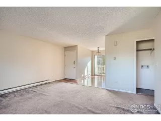 Photo #6: 952095 Listing