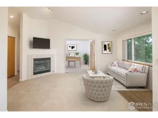 Photo #4: 952219 Listing