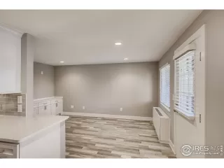 Photo #5: 952276 Listing