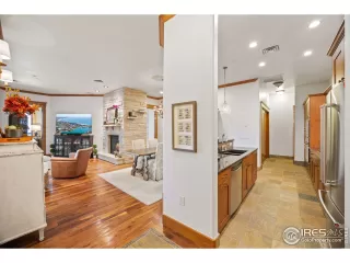 Photo #4: 952288 Listing 