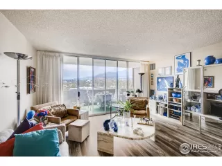 Photo #3: 952329 Listing