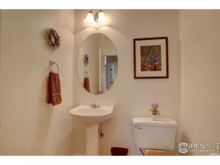 Photo #4: 952341 Listing