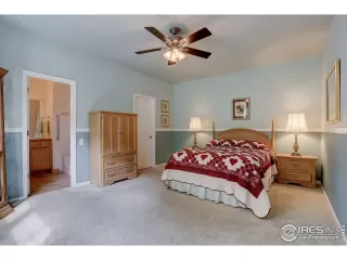 Photo #5: 952341 Listing