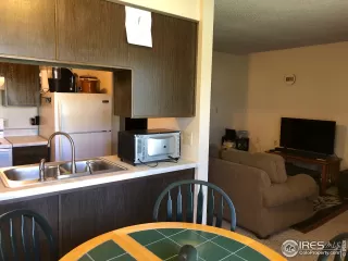 Photo #4: 952344 Listing