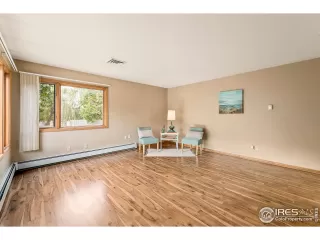 Photo #5: 952347 Listing 