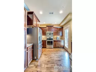 Photo #6: 952349 Listing