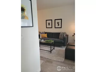 Photo #4: 952355 Listing 