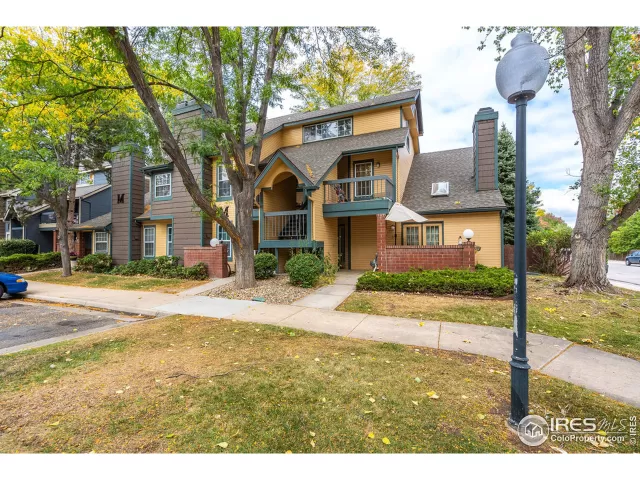 MLS: 952356 Condo For Sale