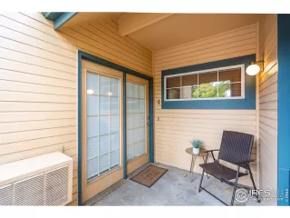 Photo #4: 952356 Listing