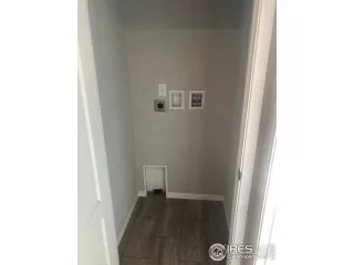 Photo #2: 952370 Listing