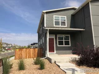 Photo #3: 952370 Listing