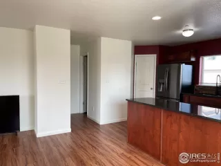 Photo #3: 952447 Listing