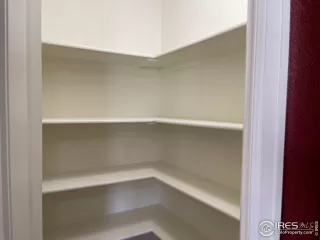 Photo #5: 952447 Listing