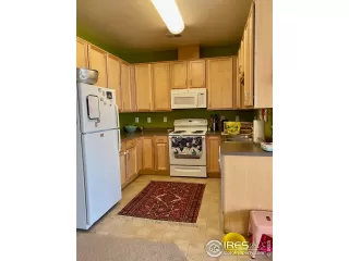 Photo #5: 952471 Listing 