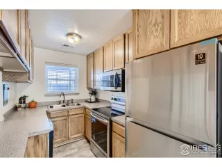Photo #3: 952543 Listing