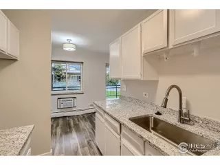 Photo #2: 952575 Listing