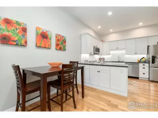 Photo #5: 952585 Listing