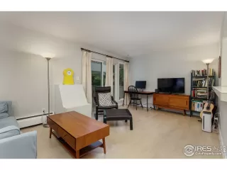 Photo #4: 952603 Listing 