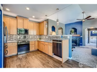 Photo #3: 952635 Listing