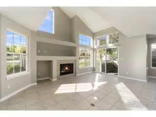 Photo #4: 952656 Listing