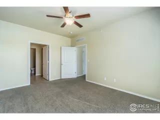 Photo #5: 952673 Listing