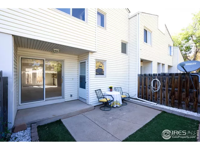 MLS: 952725 Condo For Sale